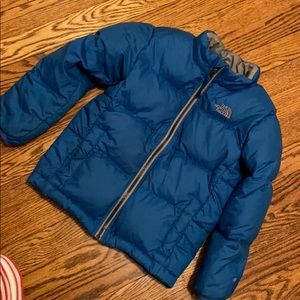 North Face puffer size 6, excellent condition